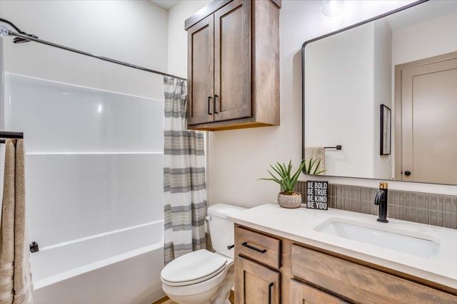 9650 W Cedar Lane, Maize, KS 67101