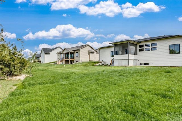 9650 W Cedar Lane, Maize, KS 67101