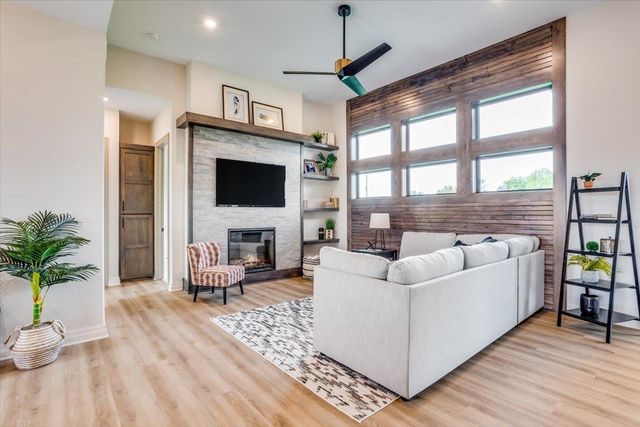 9650 W Cedar Lane, Maize, KS 67101