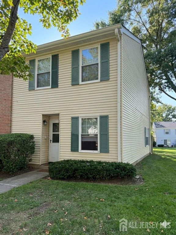 390 McDowell Dr, East Brunswick, NJ 08816