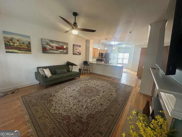 3060 Lauren Parc Road, Decatur, GA 30032