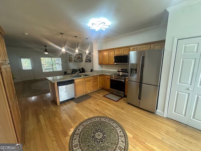 3060 Lauren Parc Road, Decatur, GA 30032