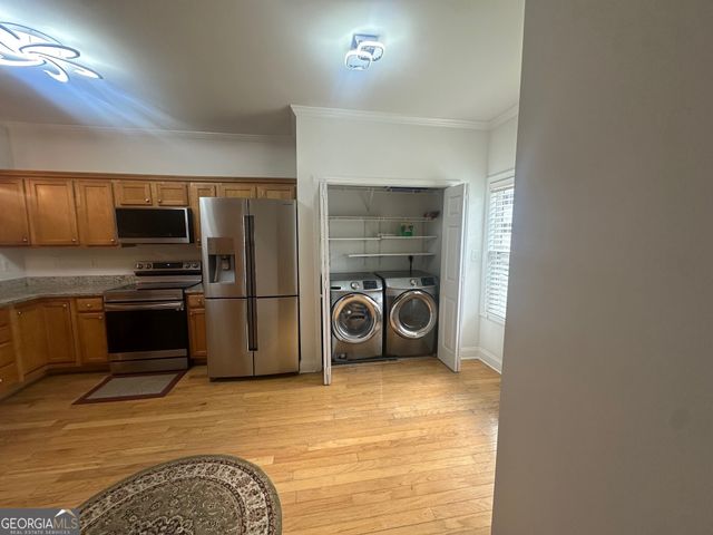 3060 Lauren Parc Road, Decatur, GA 30032