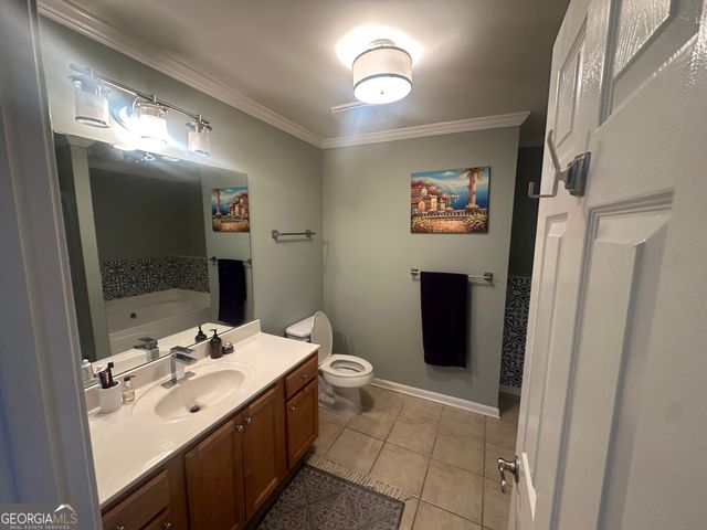 3060 Lauren Parc Road, Decatur, GA 30032