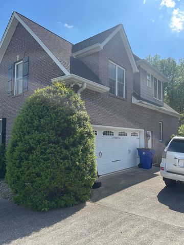 329 New Heritage Dr, Cookeville, TN 38506