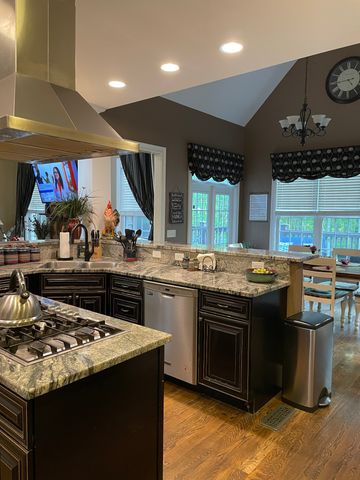 329 New Heritage Dr, Cookeville, TN 38506