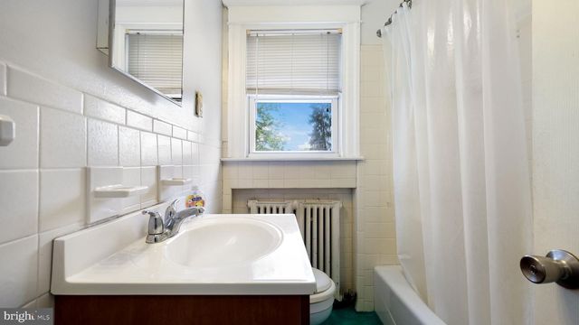 271 BALLYMORE RD, Springfield, PA 19064