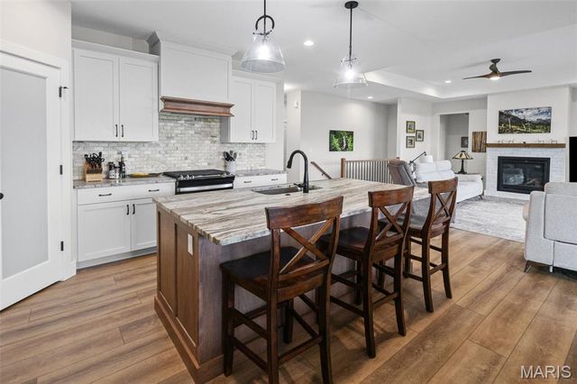 3167 Ashley Drive, Glen Carbon, IL 62034