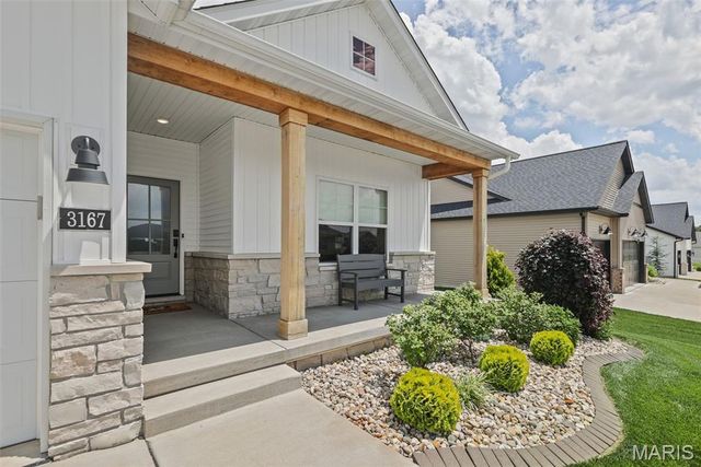 3167 Ashley Drive, Glen Carbon, IL 62034