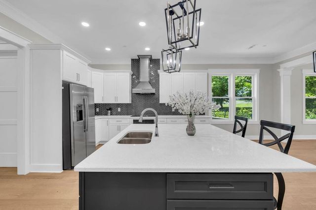 571 Lawrence Street NE, Marietta, GA 30060