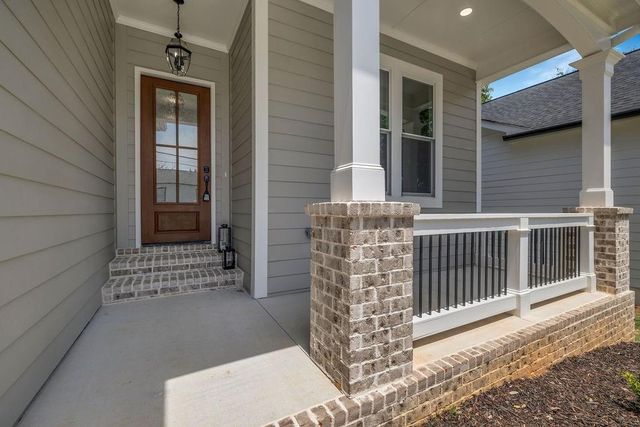 571 Lawrence Street NE, Marietta, GA 30060