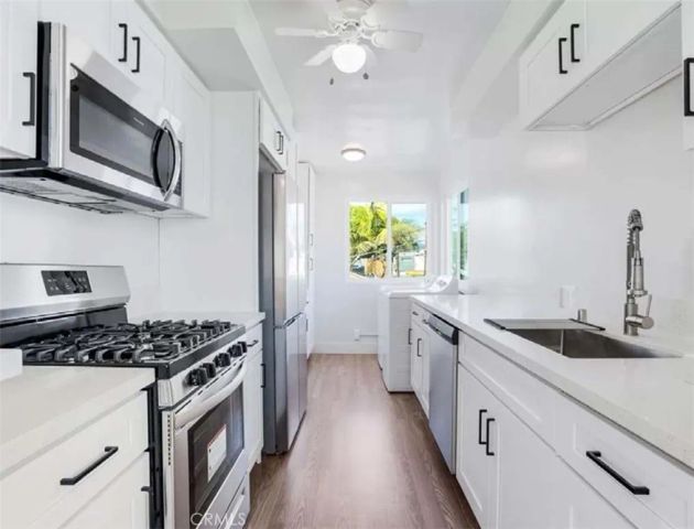 1813 9th Street, Santa Monica, CA 90404