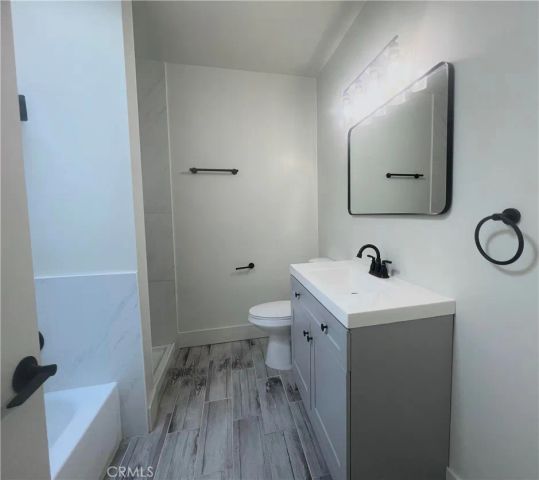 1813 9th Street, Santa Monica, CA 90404