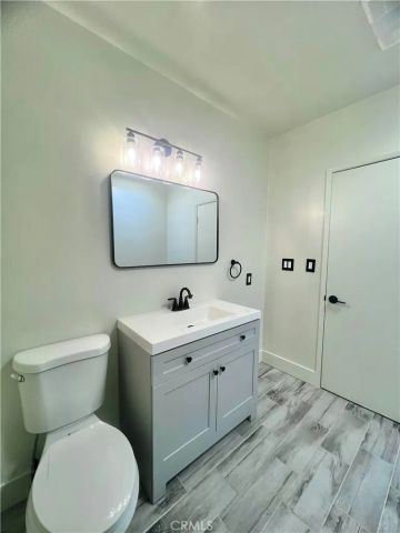 1813 9th Street, Santa Monica, CA 90404