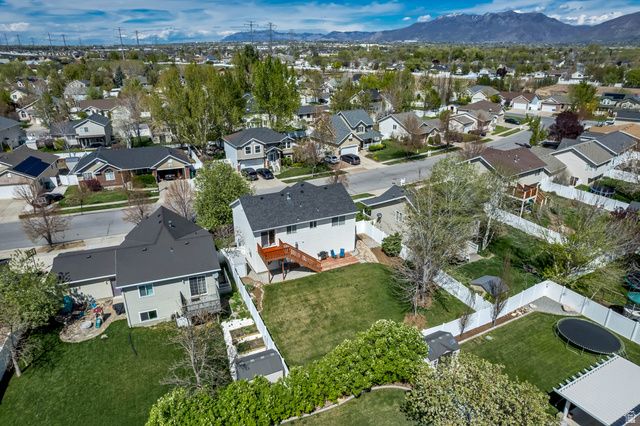 1493 W PEBBLECREEK DR, Layton, UT 84041