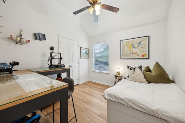 516 Crutcher Crossing, Mckinney, TX 75072
