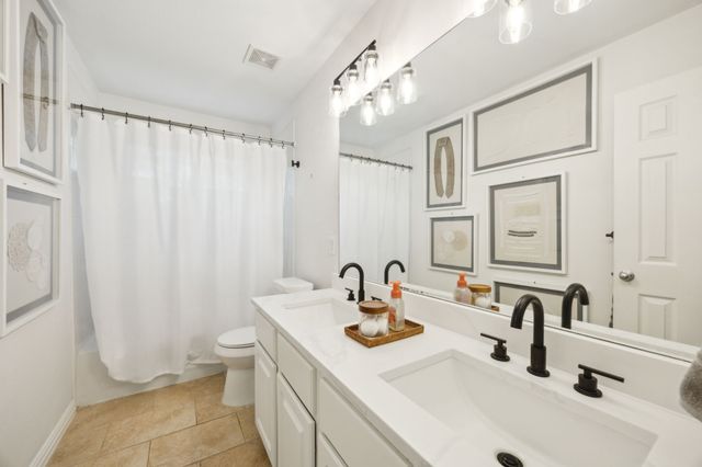 516 Crutcher Crossing, Mckinney, TX 75072