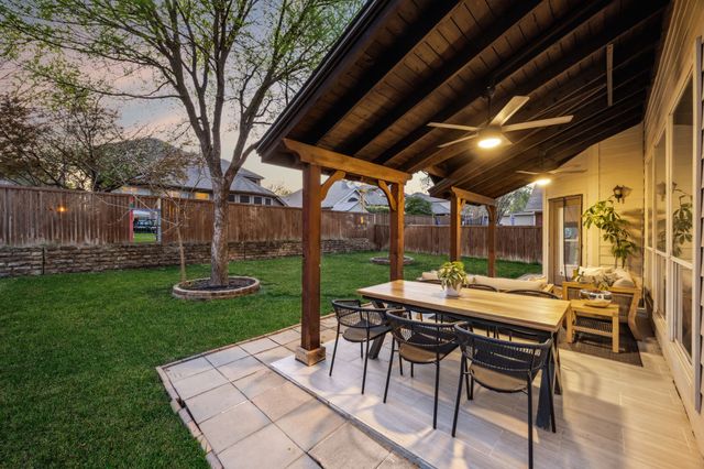 516 Crutcher Crossing, Mckinney, TX 75072