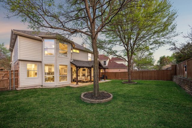 516 Crutcher Crossing, Mckinney, TX 75072