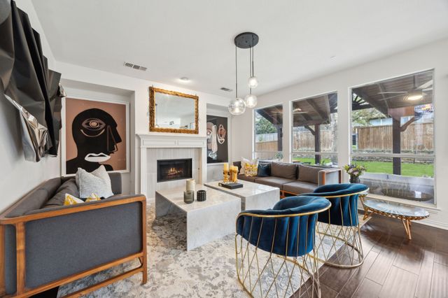 516 Crutcher Crossing, Mckinney, TX 75072