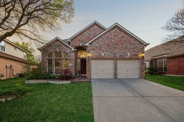 516 Crutcher Crossing, Mckinney, TX 75072