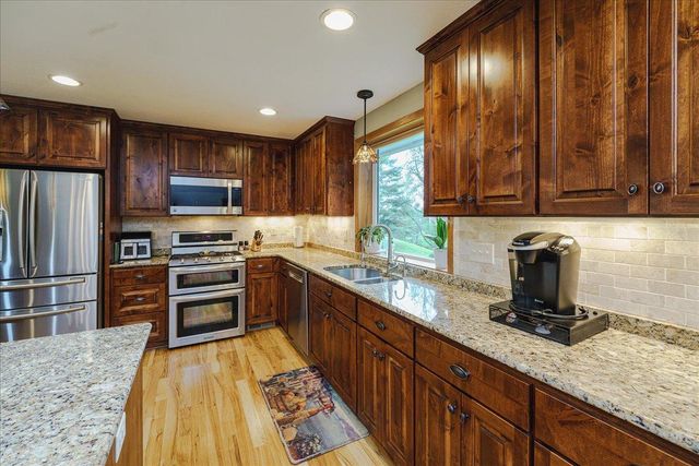 20426 Kanes Lane, Prior Lake, MN 55372