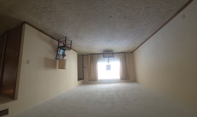 501 S First Street, Fisher, IL 61843