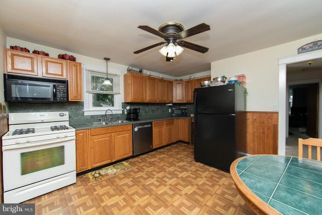 209 MAIN ST, Mantua, NJ 08051