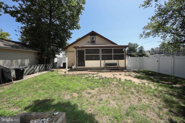 209 MAIN ST, Mantua, NJ 08051