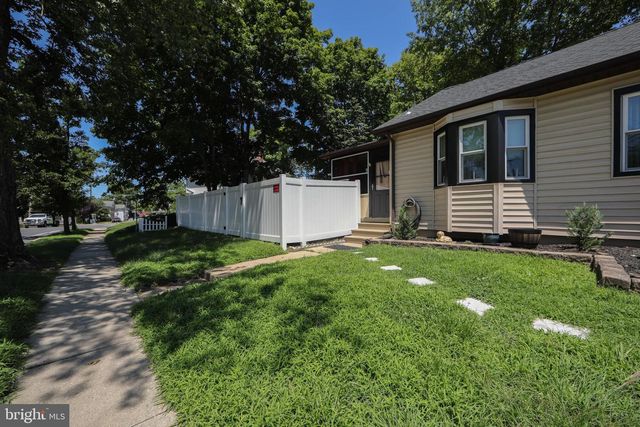 209 MAIN ST, Mantua, NJ 08051