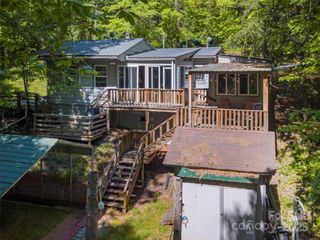 16 Limestone Drive, Franklin, NC 28734