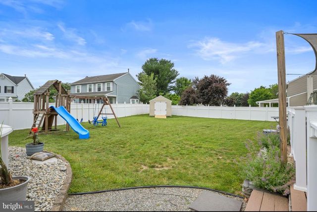 204 LOMOND RD, Williamstown, NJ 08094