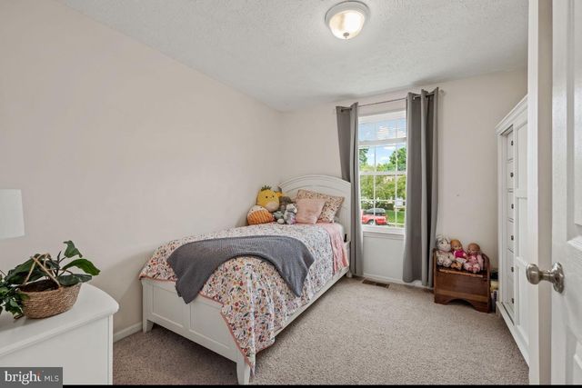 204 LOMOND RD, Williamstown, NJ 08094