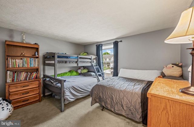 204 LOMOND RD, Williamstown, NJ 08094