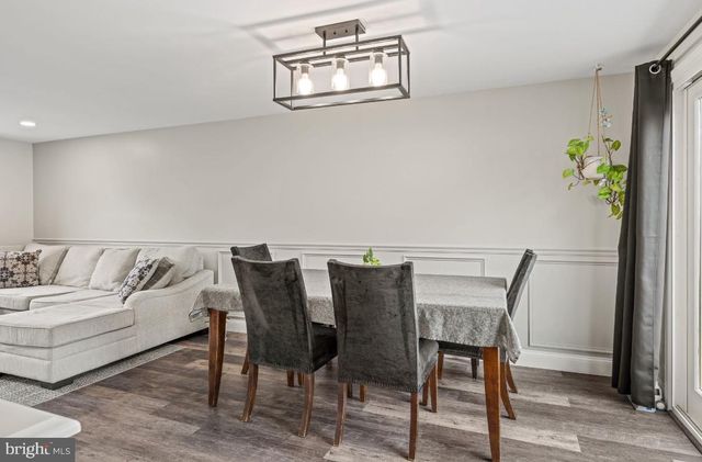 204 LOMOND RD, Williamstown, NJ 08094