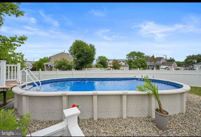 204 LOMOND RD, Williamstown, NJ 08094