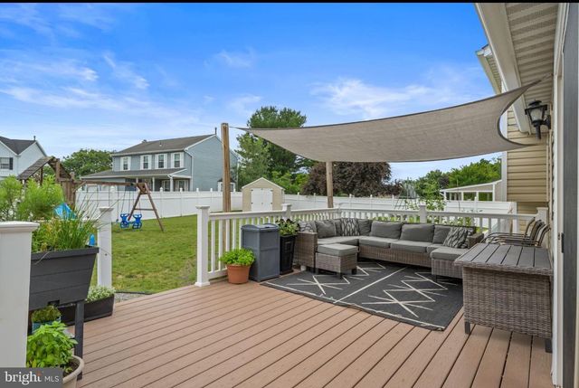 204 LOMOND RD, Williamstown, NJ 08094