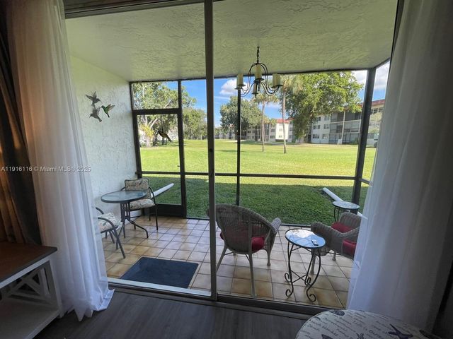 8941 S Hollybrook Blvd 103, Pembroke Pines, FL 33025