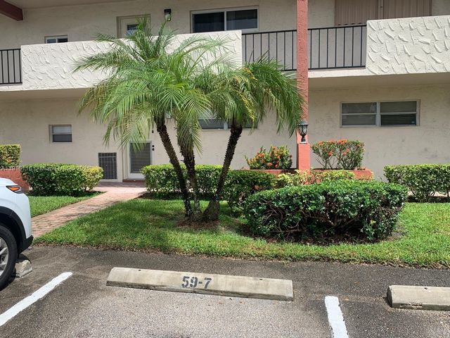 8941 S Hollybrook Blvd 103, Pembroke Pines, FL 33025