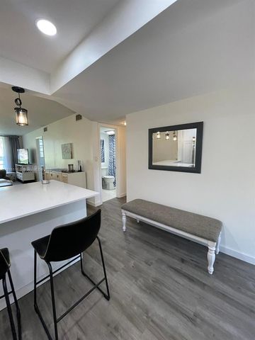 8941 S Hollybrook Blvd 103, Pembroke Pines, FL 33025