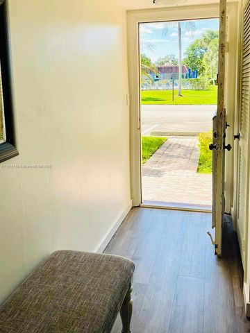 8941 S Hollybrook Blvd 103, Pembroke Pines, FL 33025