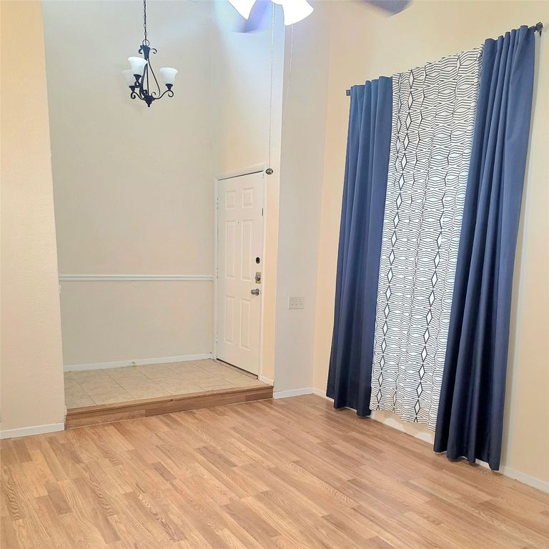 11805 Leisure Drive, Dallas, TX 75243