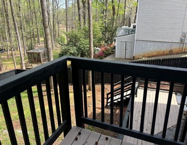 1070 Meadowsong Circle, Lawrenceville, GA 30043