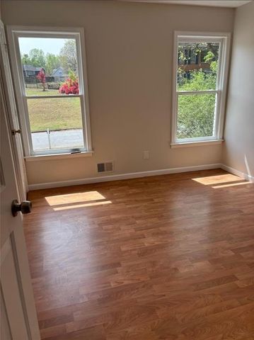 1070 Meadowsong Circle, Lawrenceville, GA 30043