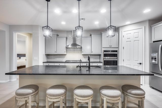 7308 W Tombstone Trail, Peoria, AZ 85383