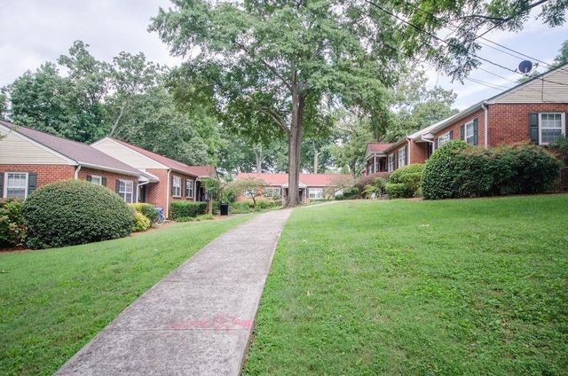 2918 Davis SE Street, Smyrna, GA 30080