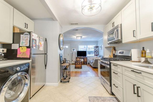 2918 Davis SE Street, Smyrna, GA 30080