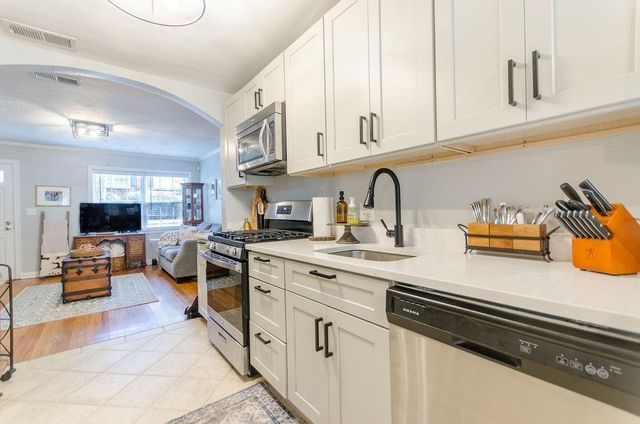 2918 Davis SE Street, Smyrna, GA 30080