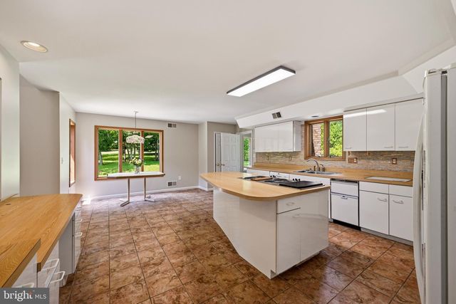 7274 MEADOW WOOD WAY, Clarksville, MD 21029