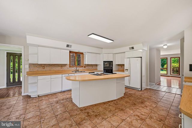 7274 MEADOW WOOD WAY, Clarksville, MD 21029